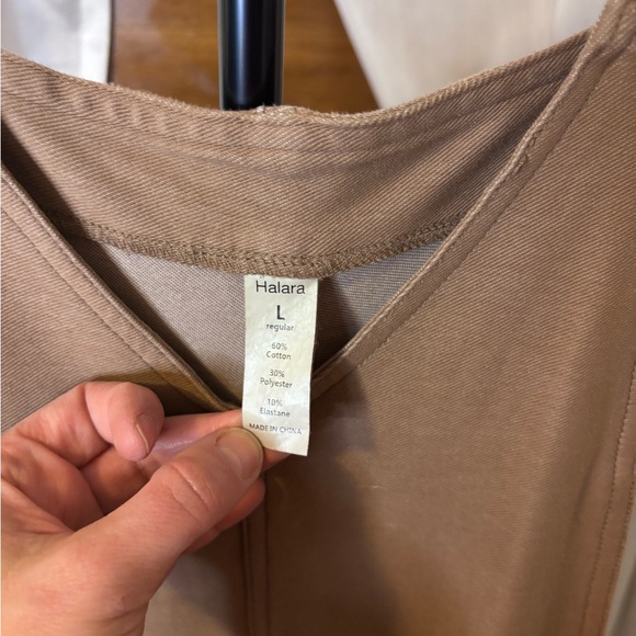 Halara brown v neck Overalls - Picture 3 of 6